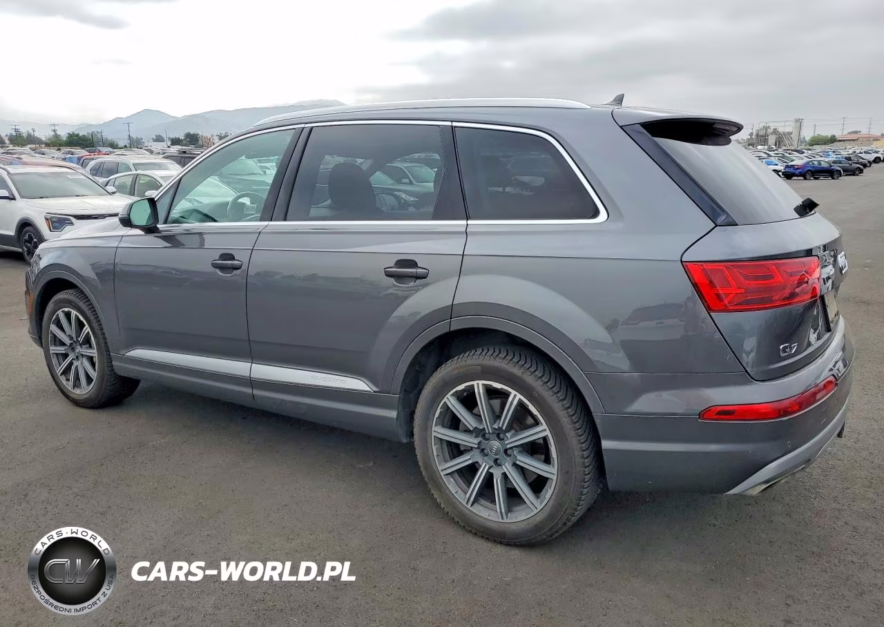2019 Audi Q7 Premium Plus VIN:WA1LHAF75KD037146 - 2