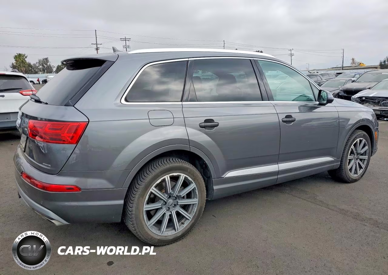 2019 Audi Q7 Premium Plus VIN:WA1LHAF75KD037146 - 3