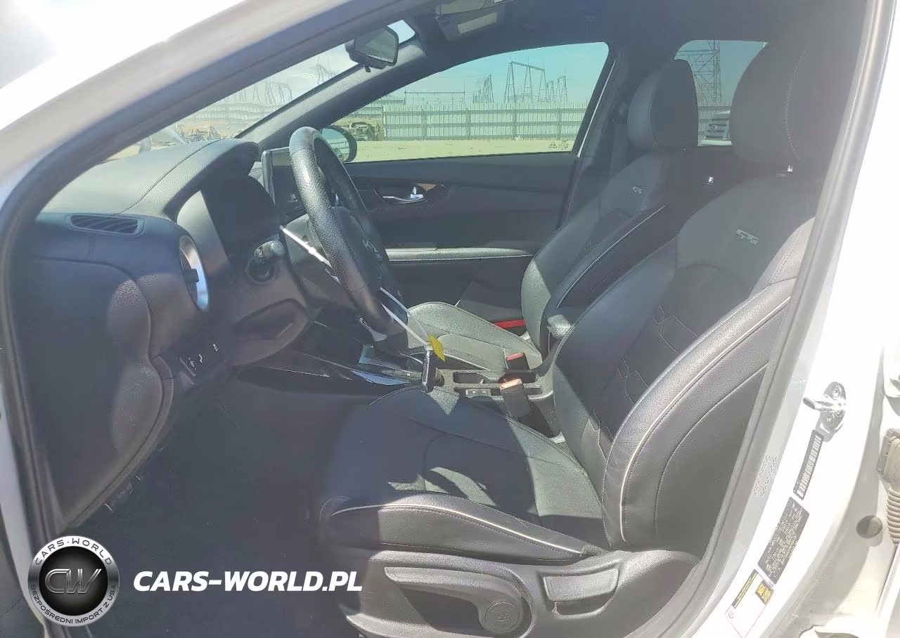 2022 Kia Forte Gt Line VIN:3KPF54ADXNE484357 - 7