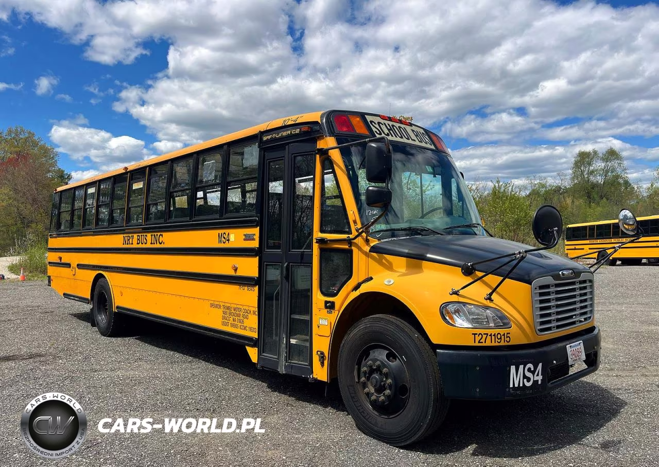2015 Freightliner Chassis B2B