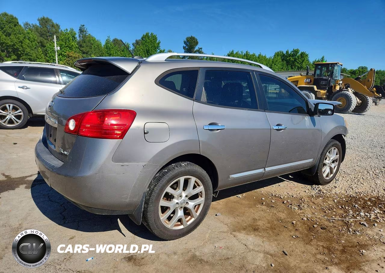 2011 Nissan Rogue S VIN:JN8AS5MVXBW315555 - 3