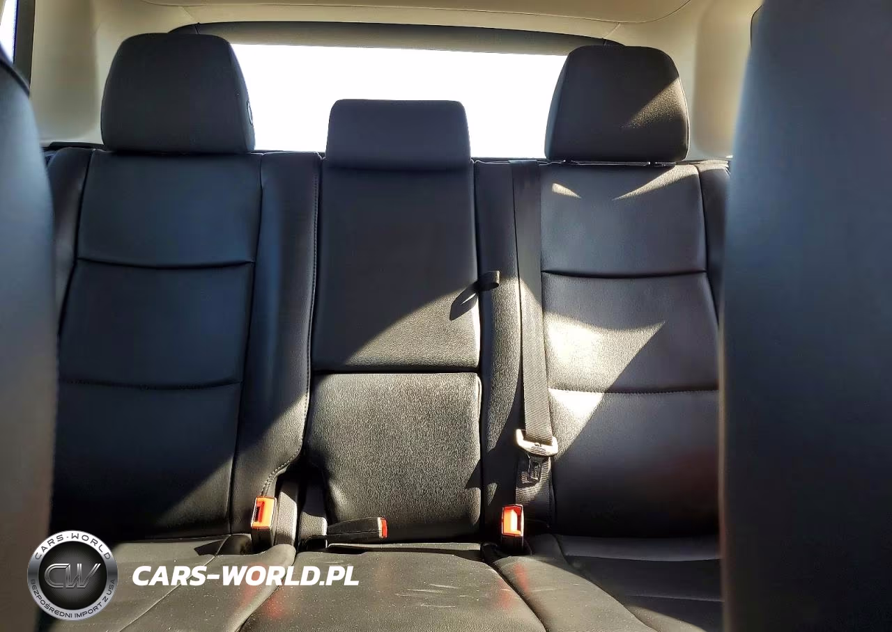 2017 Volkswagen Tiguan S VIN:WVGAV7AX3HK042796 - 10
