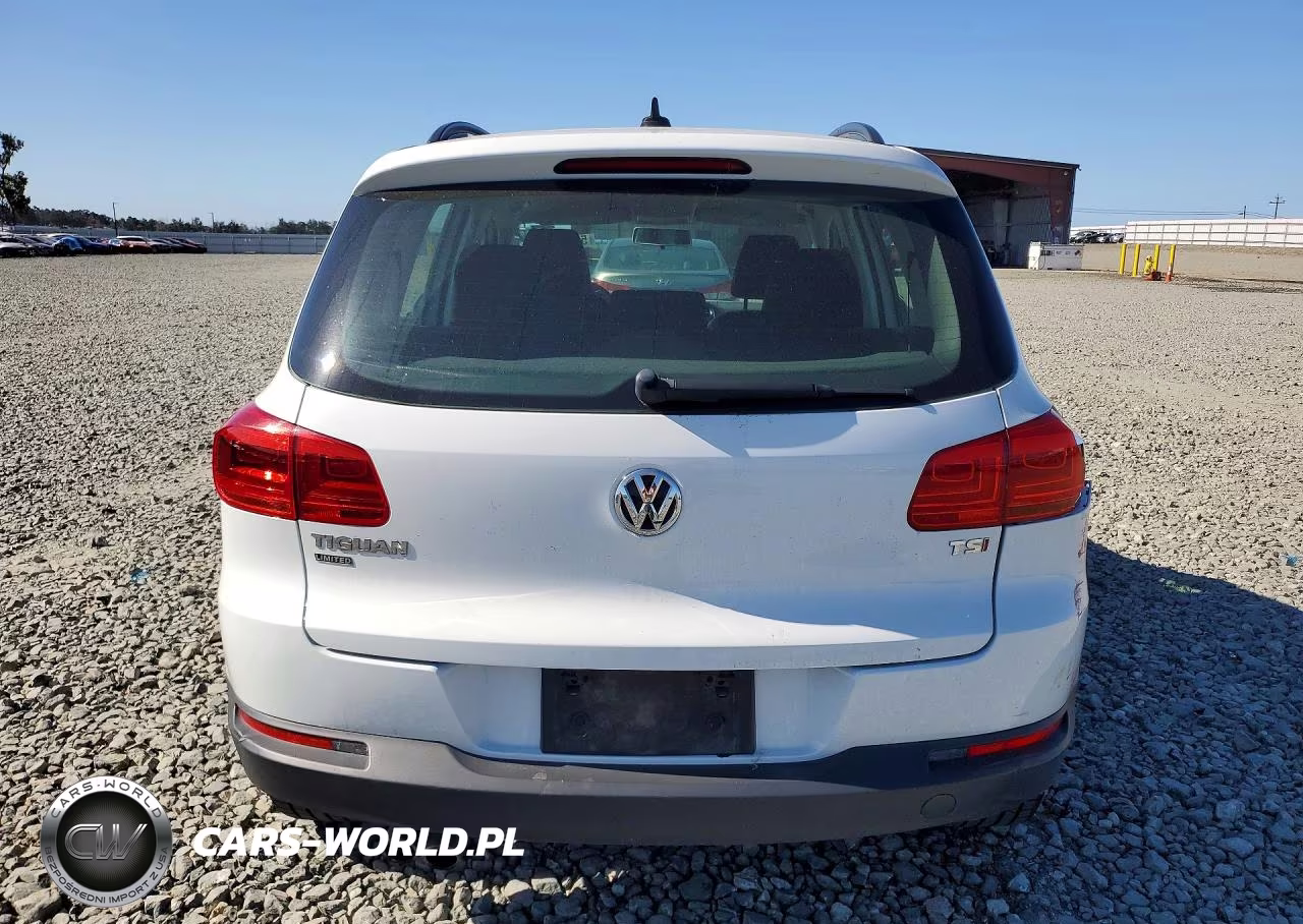 2017 Volkswagen Tiguan S VIN:WVGAV7AX3HK042796 - 6