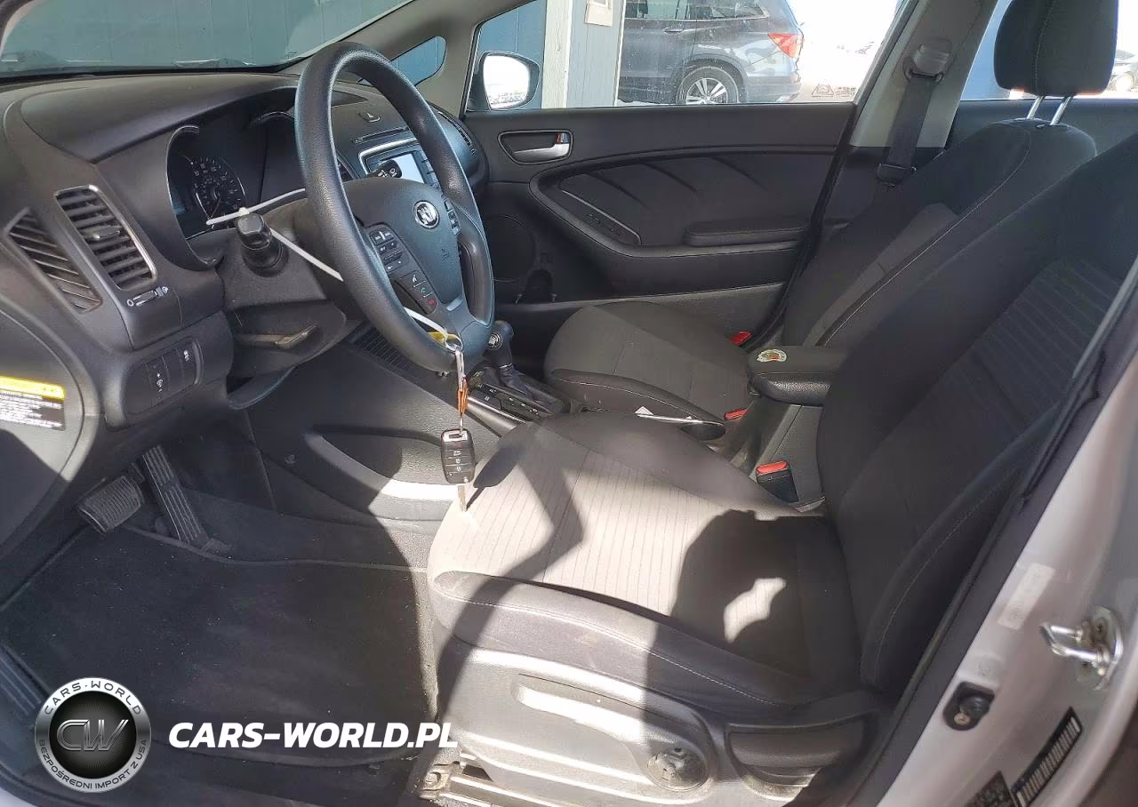 2017 Kia Forte Lx VIN:3KPFL4A79HE145075 - 7