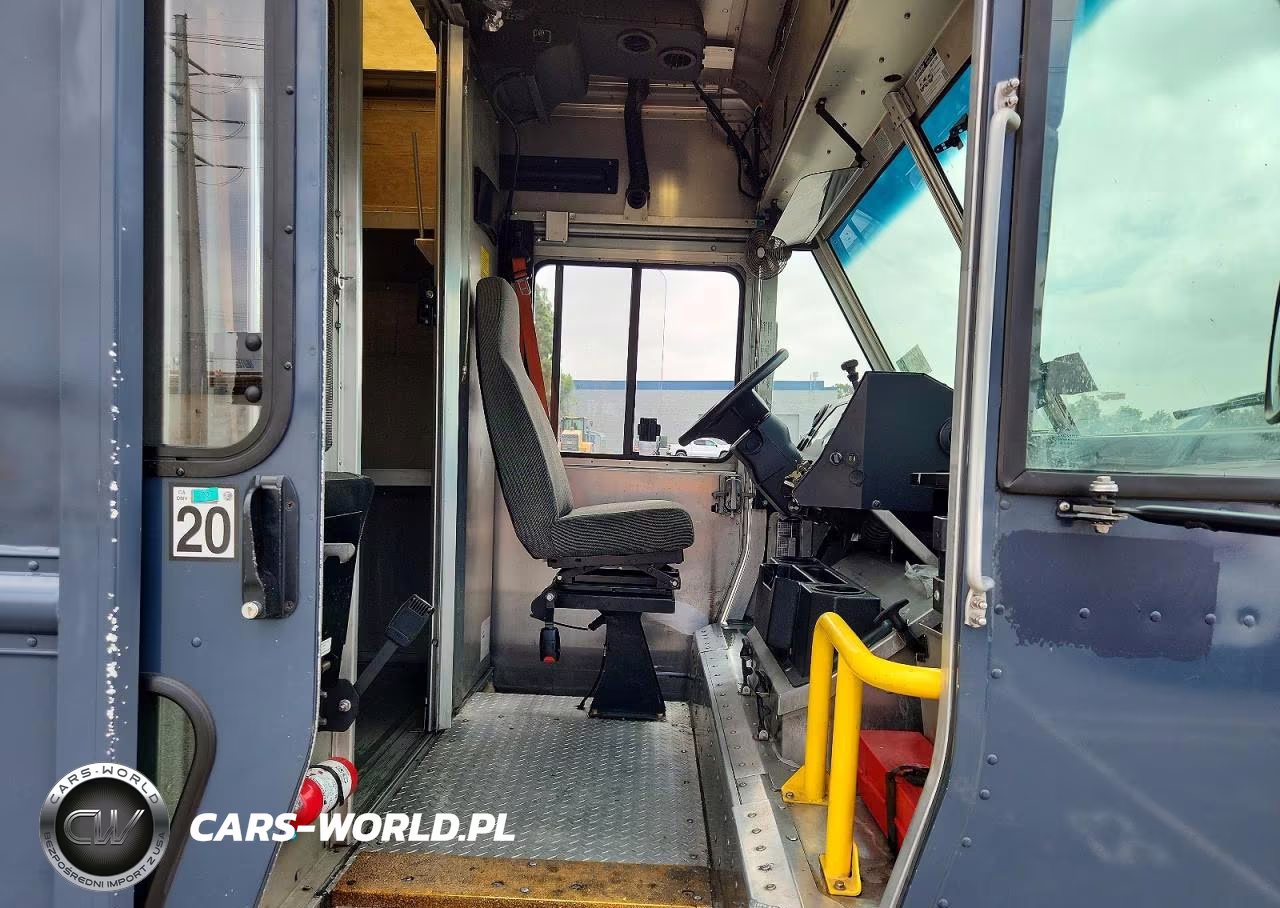 2020 Ford F59 Delivery Truck VIN:1F65F5KNXL0A08334 - 11