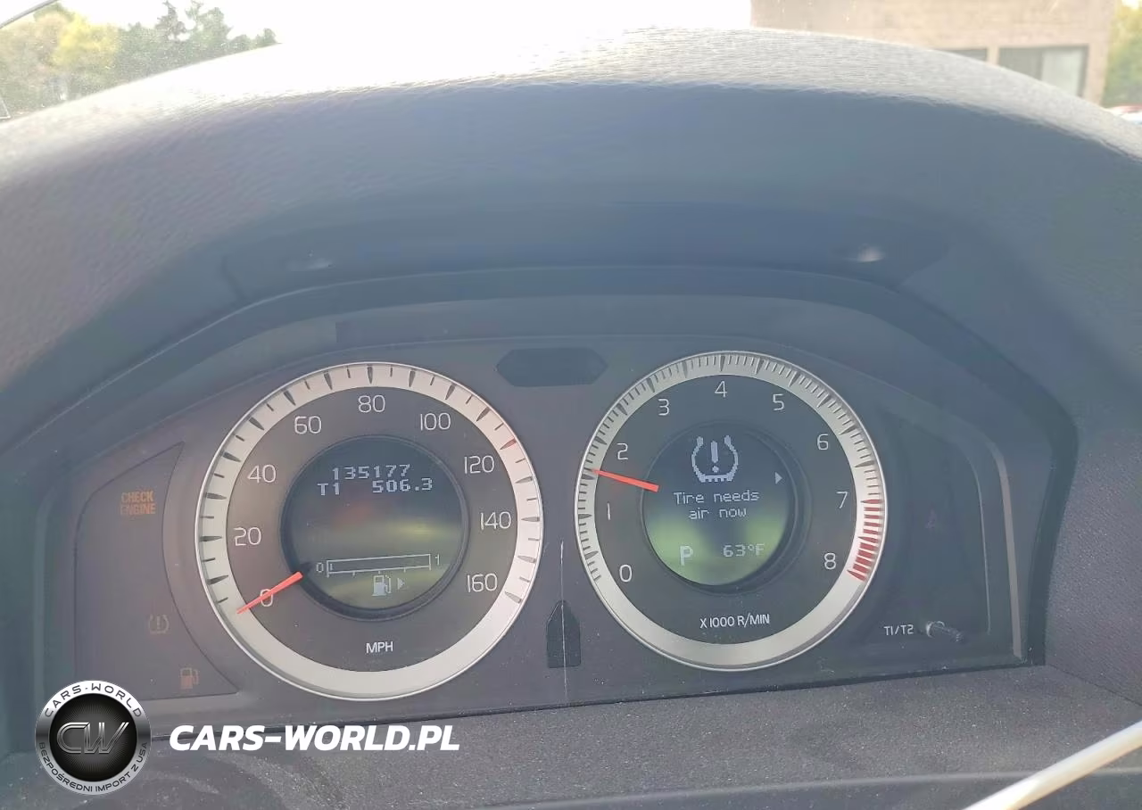 2011 Volvo S60 T6 VIN:YV1902FH2B2007677 - 9