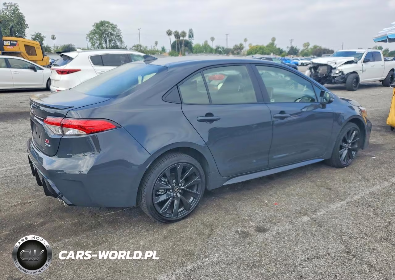 2026 Toyota Corolla Hybrid Se VIN:JTDBCMFE4T3122566 - 3