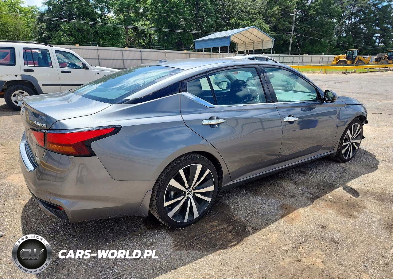 2020 Nissan Altima Platinum VIN:1N4AL4FV3LC146567 - 3