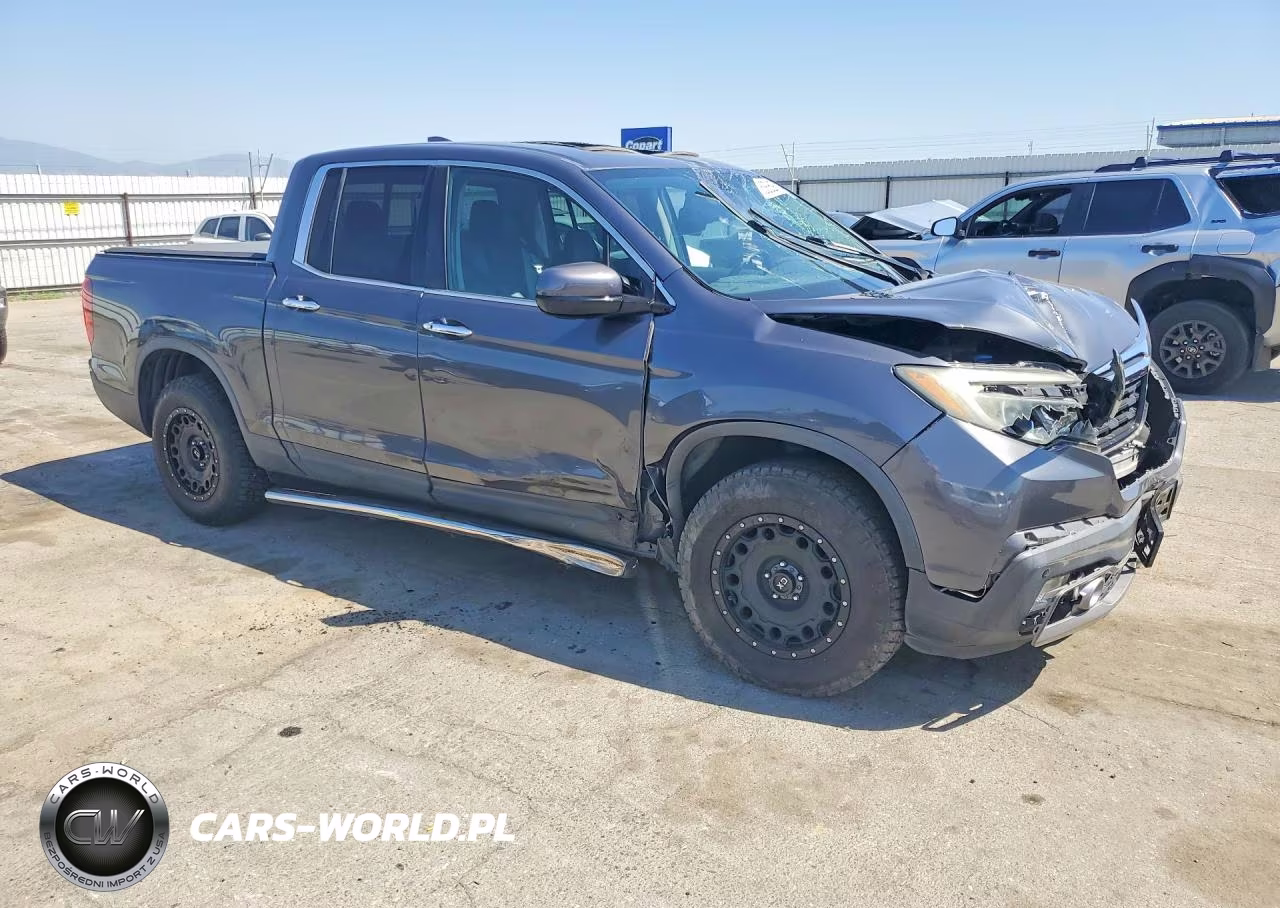 2018 Honda Ridgeline Rtl VIN:5FPYK3F70JB013411 - 4