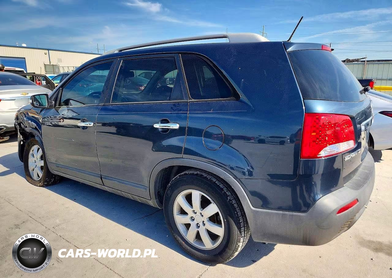 2011 Kia Sorento Lx VIN:5XYKT3A17BG185802 - 2