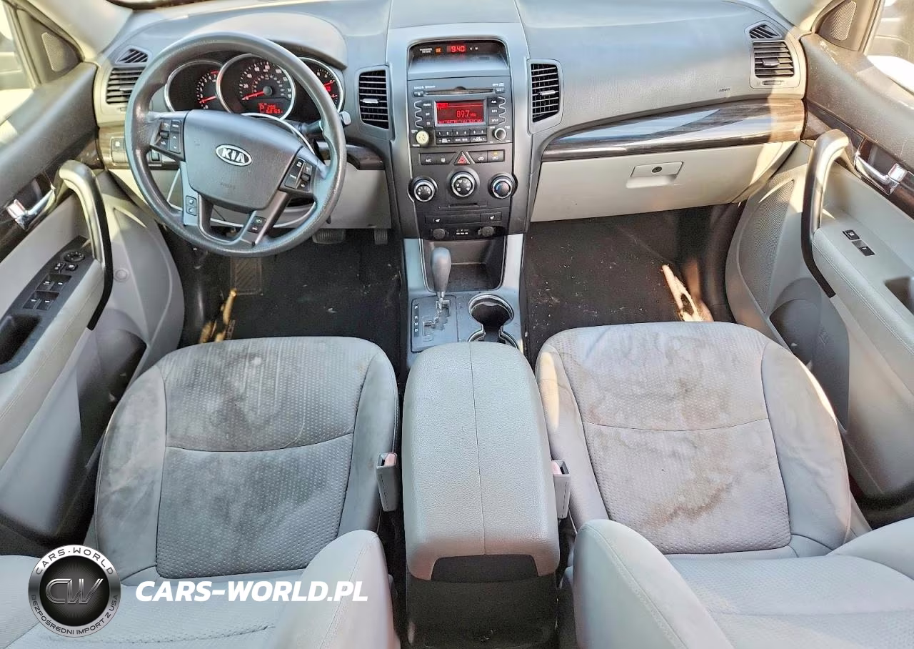 2011 Kia Sorento Lx VIN:5XYKT3A17BG185802 - 8