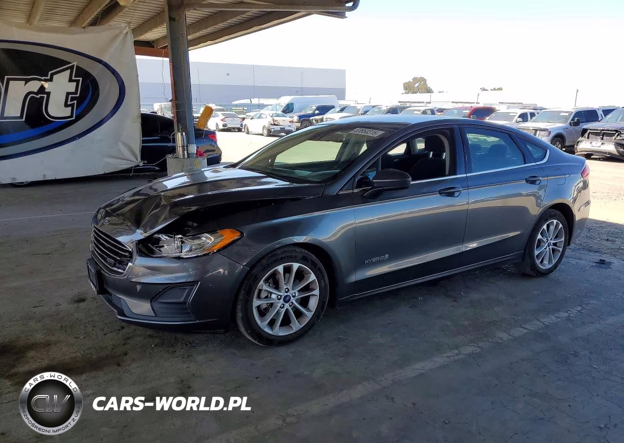 2019 Ford Fusion Se – zdjęcie 1 z 12