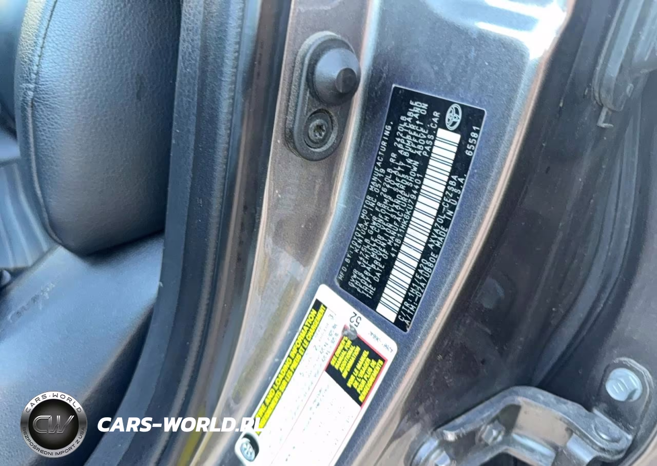 2019 Toyota Camry L VIN:4T1B11HK6KU794401 - 10