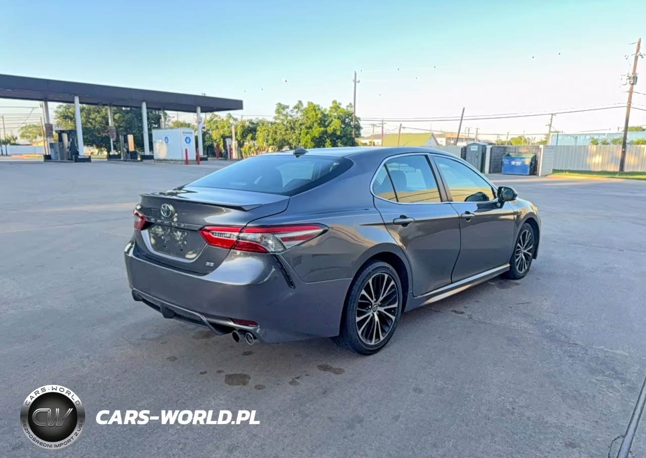 2019 Toyota Camry L VIN:4T1B11HK6KU794401 - 4
