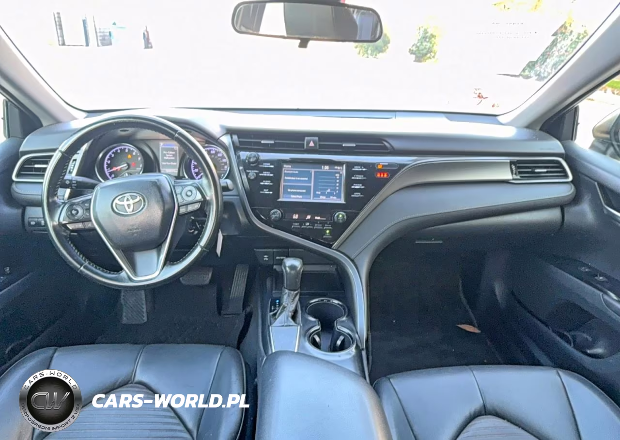 2019 Toyota Camry L VIN:4T1B11HK6KU794401 - 9