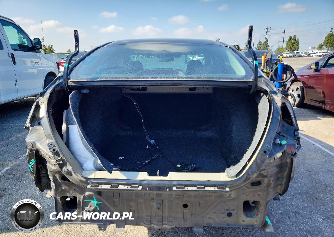 2019 Honda Civic Lx VIN:19XFC2F62KE200588 - 6