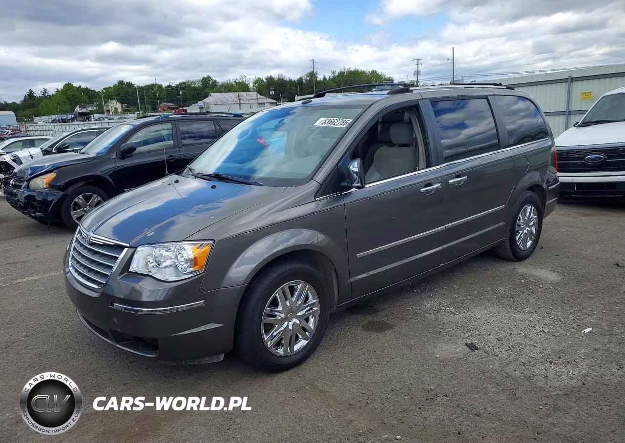 2010 Chry Town And Country – zdjęcie 1 z 13