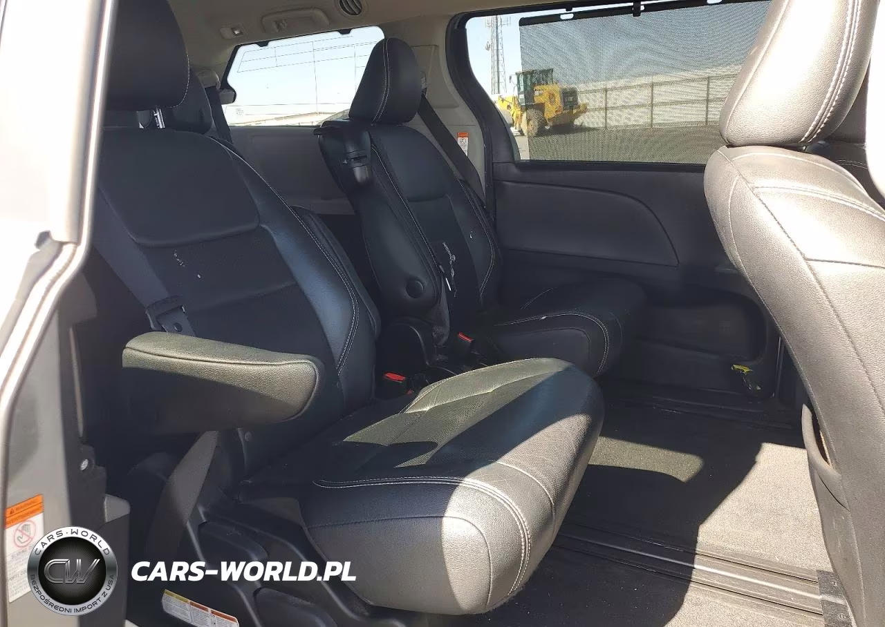 2017 Toyota Sienna Se VIN:5TDXZ3DC1HS853090 - 11