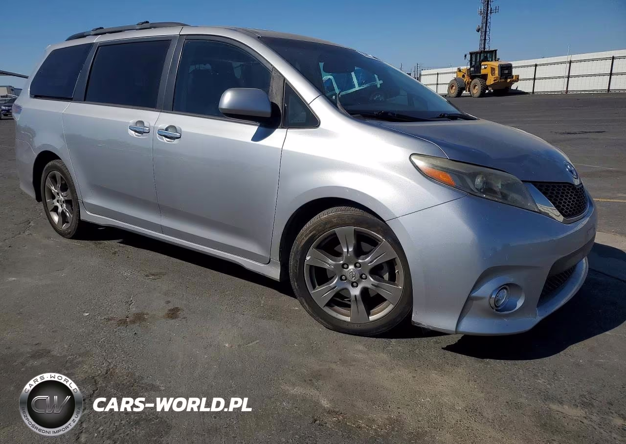 2017 Toyota Sienna Se VIN:5TDXZ3DC1HS853090 - 4