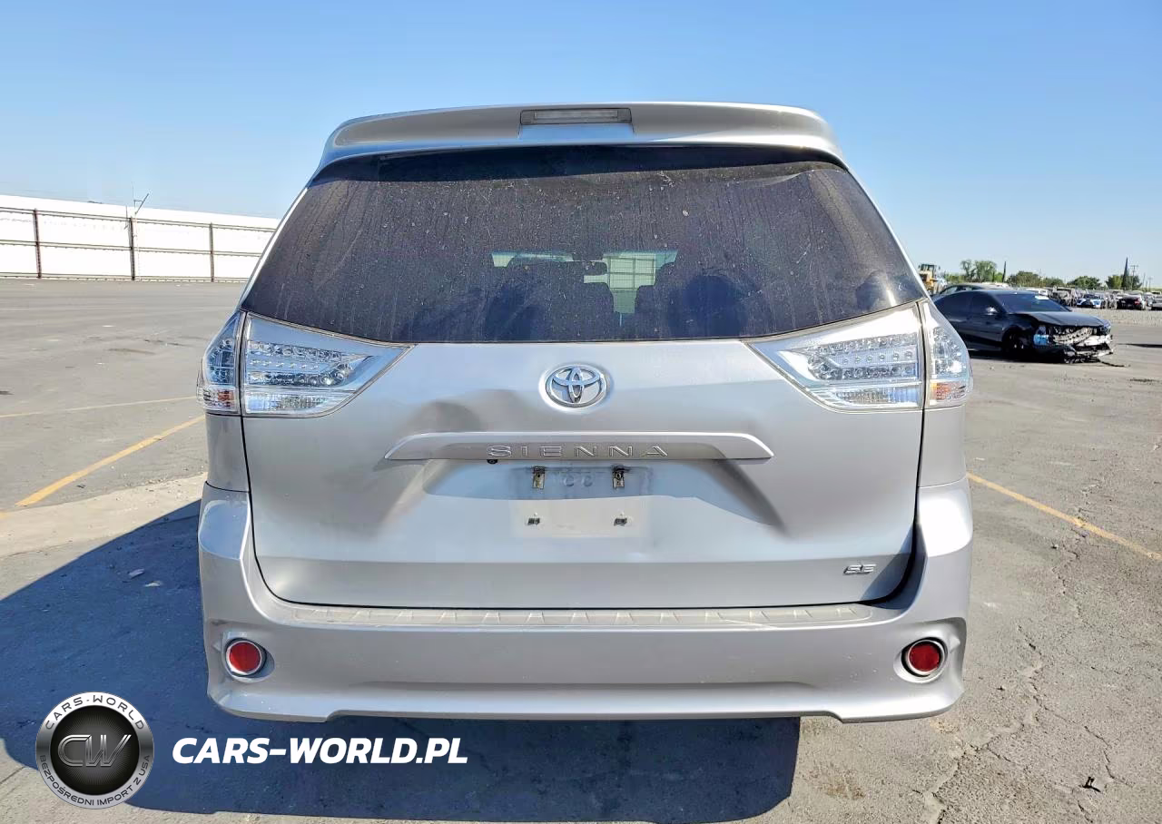 2017 Toyota Sienna Se VIN:5TDXZ3DC1HS853090 - 6