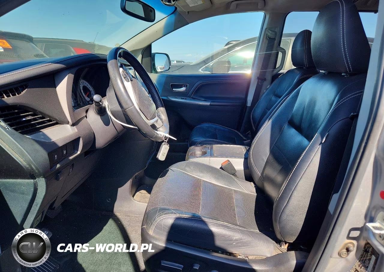 2017 Toyota Sienna Se VIN:5TDXZ3DC1HS853090 - 7