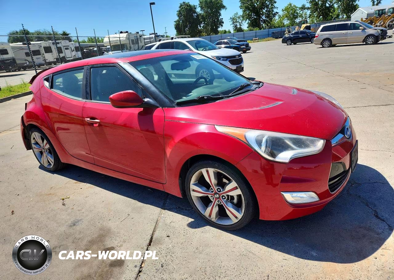 2013 Hyundai Veloster Base VIN:KMHTC6AD1DU101938 - 4