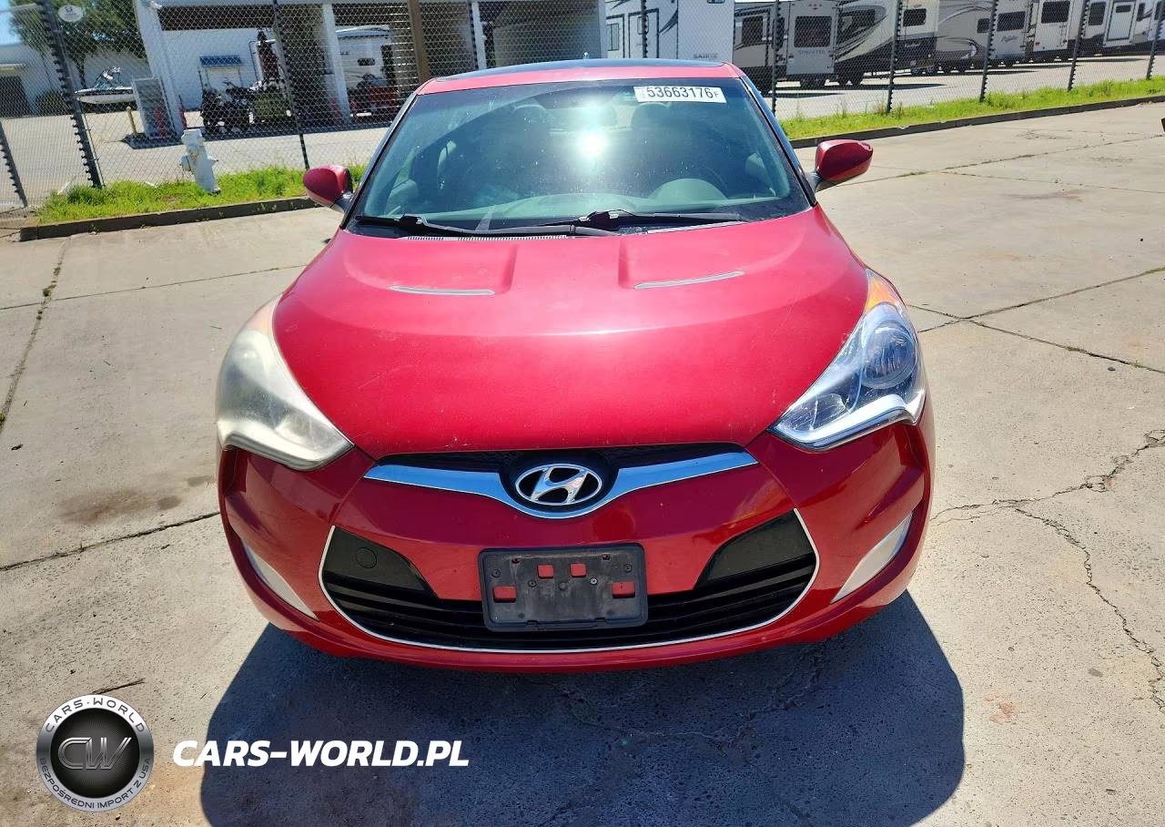 2013 Hyundai Veloster Base VIN:KMHTC6AD1DU101938 - 5
