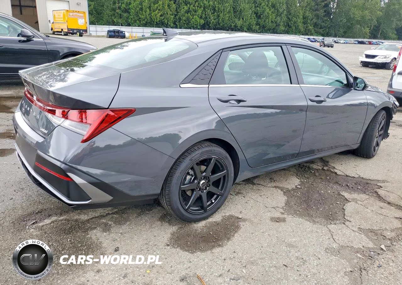 2025 Hyundai Elantra Limited VIN:KMHLP4DG0SU012518 - 3