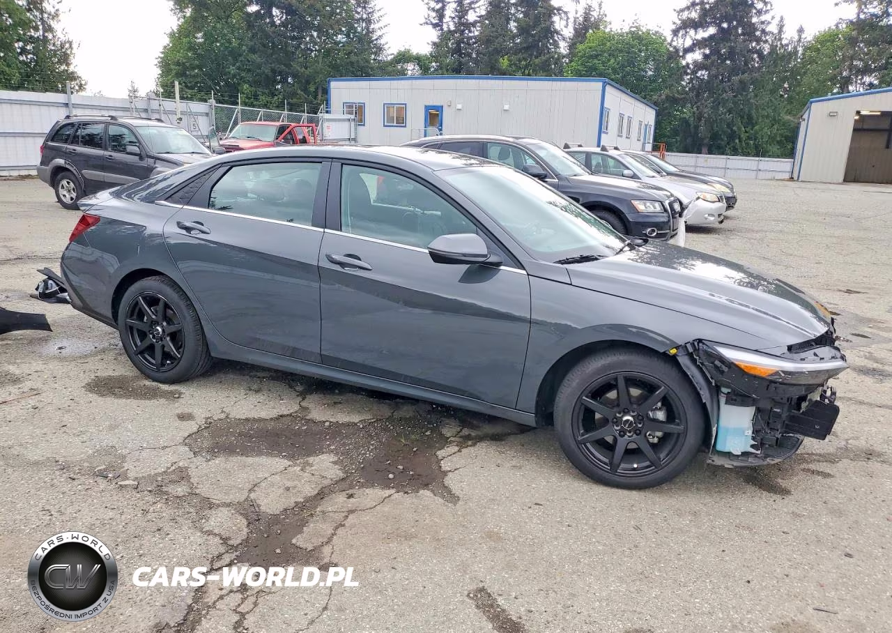 2025 Hyundai Elantra Limited VIN:KMHLP4DG0SU012518 - 4
