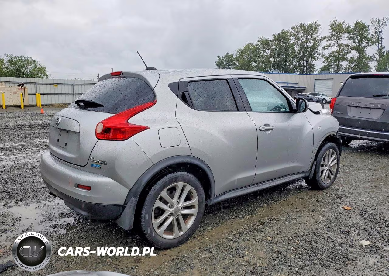 2012 Nissan Juke VIN:JN8AF5MV2CT116815 - 3