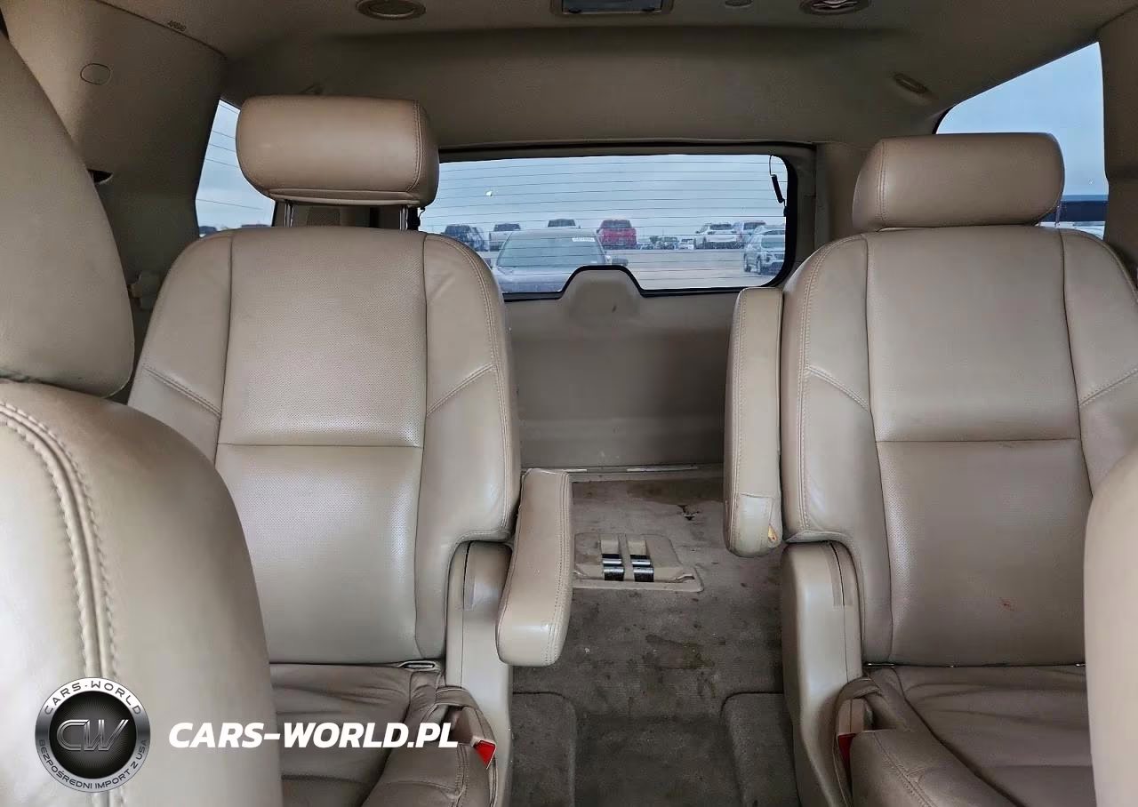 2009 Cadillac Escalade VIN:1GYFC13299R269055 - 10