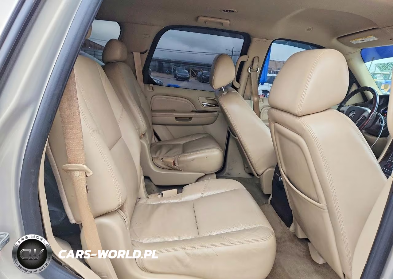 2009 Cadillac Escalade VIN:1GYFC13299R269055 - 11