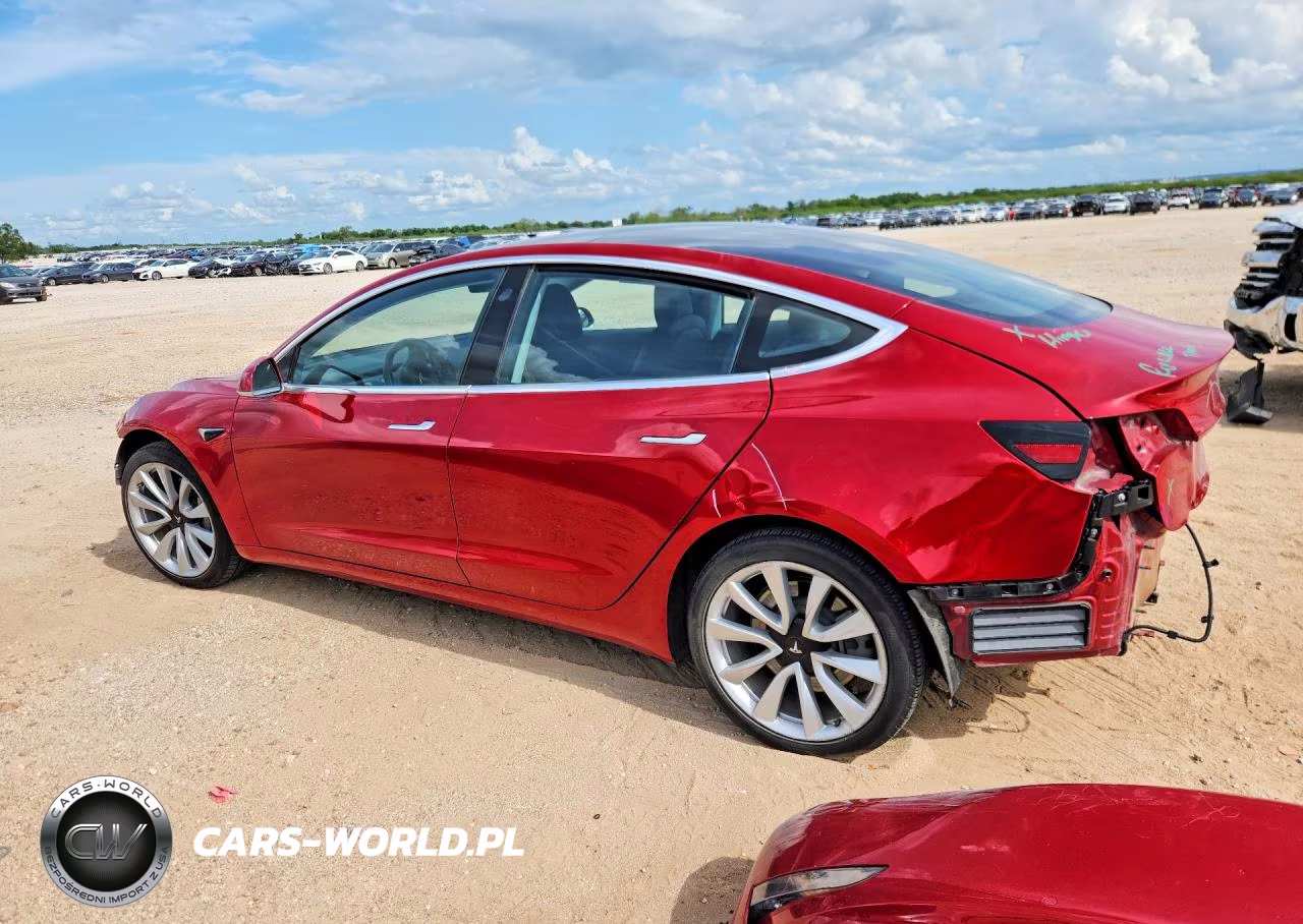2018 Tesla Model 3 VIN:5YJ3E1EA2JF126045 - 2
