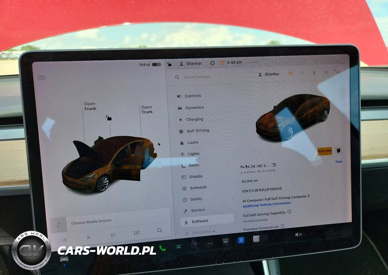 2018 Tesla Model 3 VIN:5YJ3E1EA2JF126045 - 9