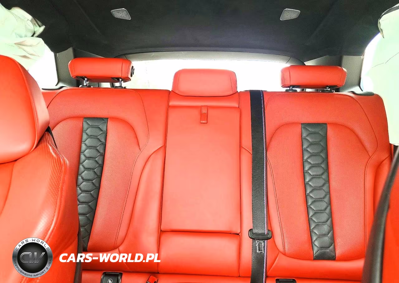 2023 BMW X5 M VIN:5YMJU0C05P9N62381 - 10