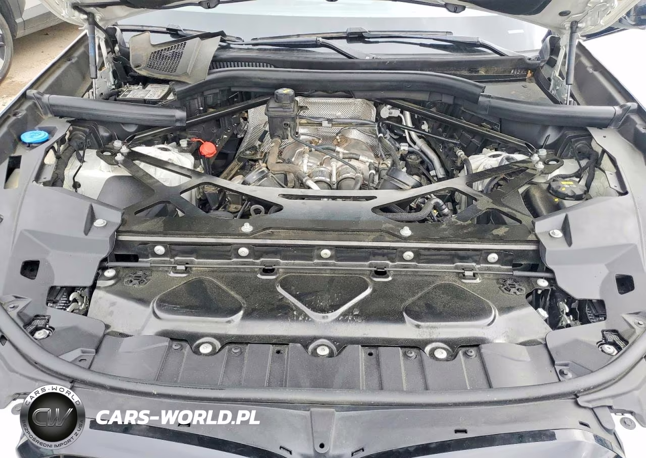 2023 BMW X5 M VIN:5YMJU0C05P9N62381 - 12