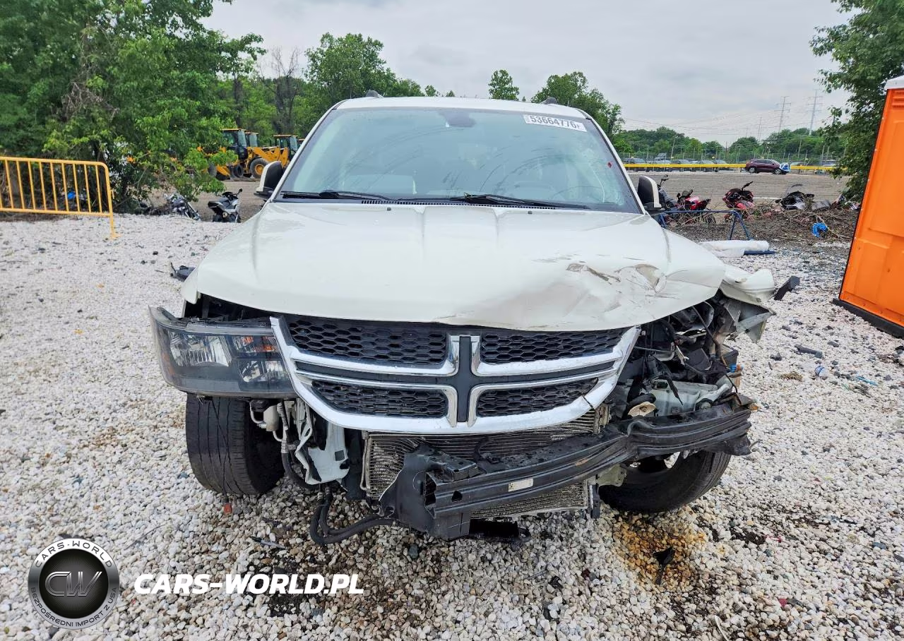 2018 Dodge Journey Crossroad VIN:3C4PDCGG3JT504876 - 5