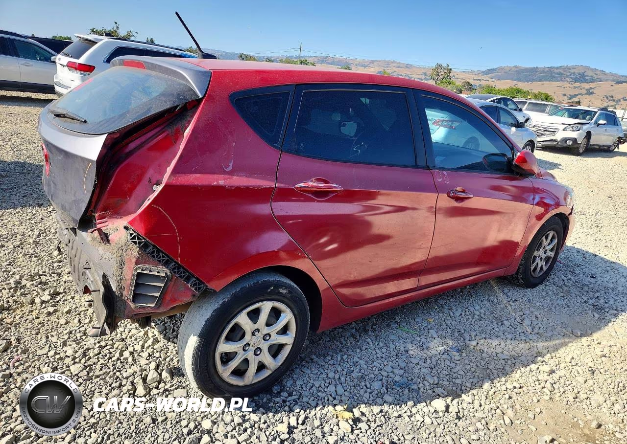 2014 Hyundai Accent Gs VIN:KMHCT5AE2EU148898 - 3