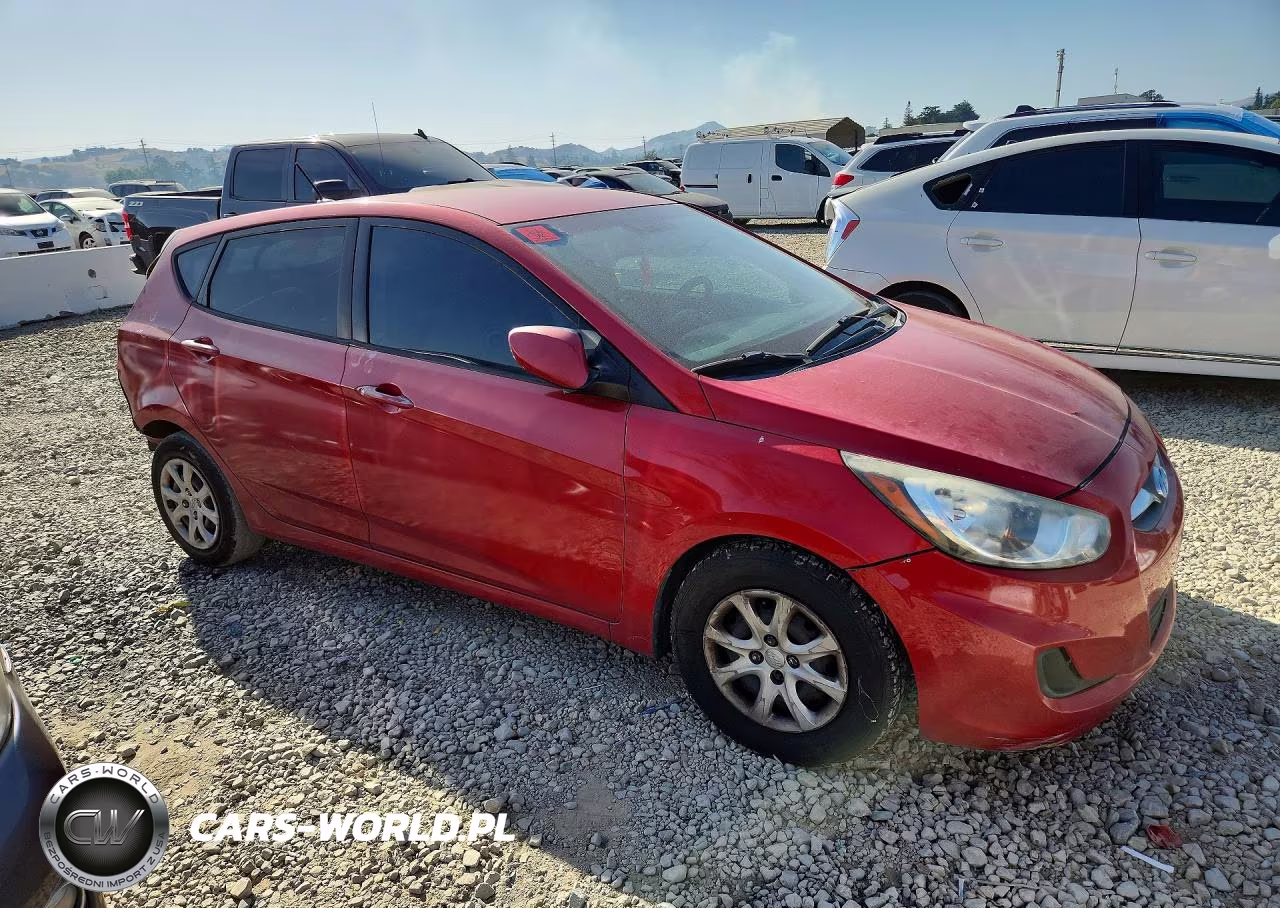 2014 Hyundai Accent Gs VIN:KMHCT5AE2EU148898 - 4