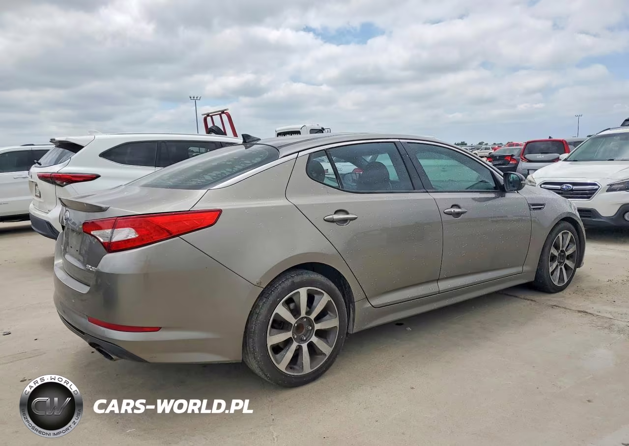 2012 Kia Optima Sx VIN:5XXGR4A64CG002559 - 3