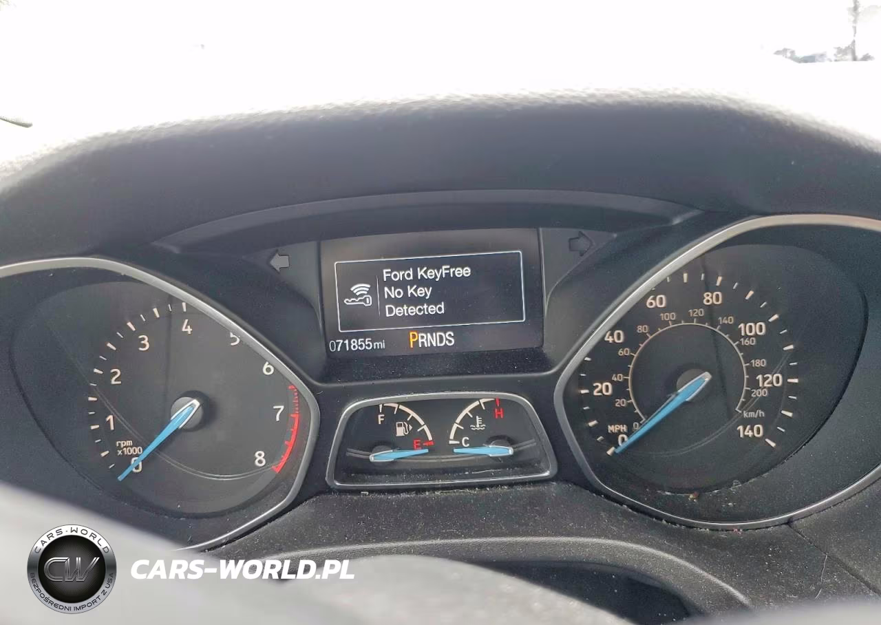 2018 Ford Focus Titanium VIN:1FADP3N27JL271877 - 9