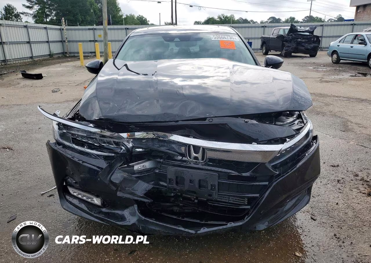 2018 Honda Accord Touring VIN:1HGCV1F94JA122609 - 5