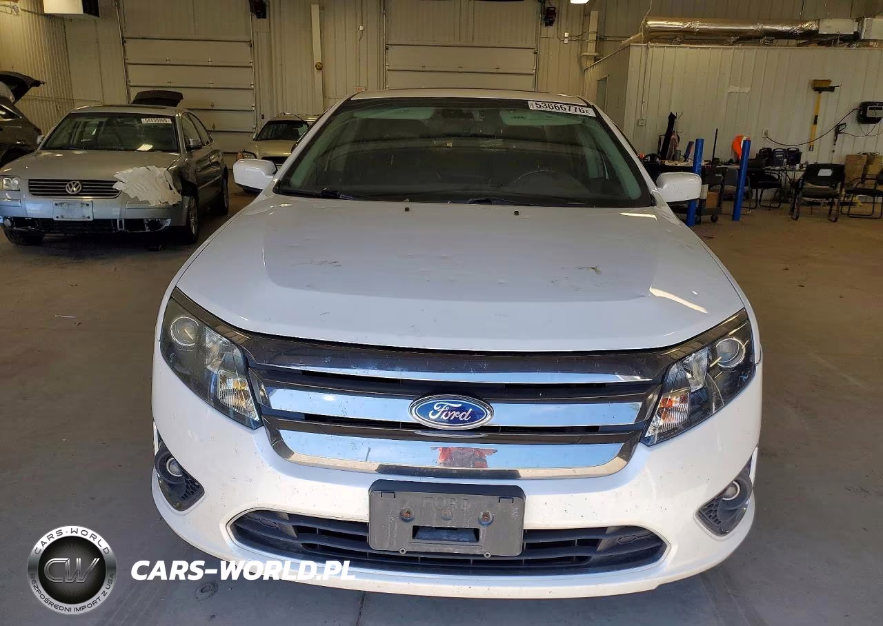 2011 Ford Fusion Sport VIN:3FAHP0DC2BR250626 - 5