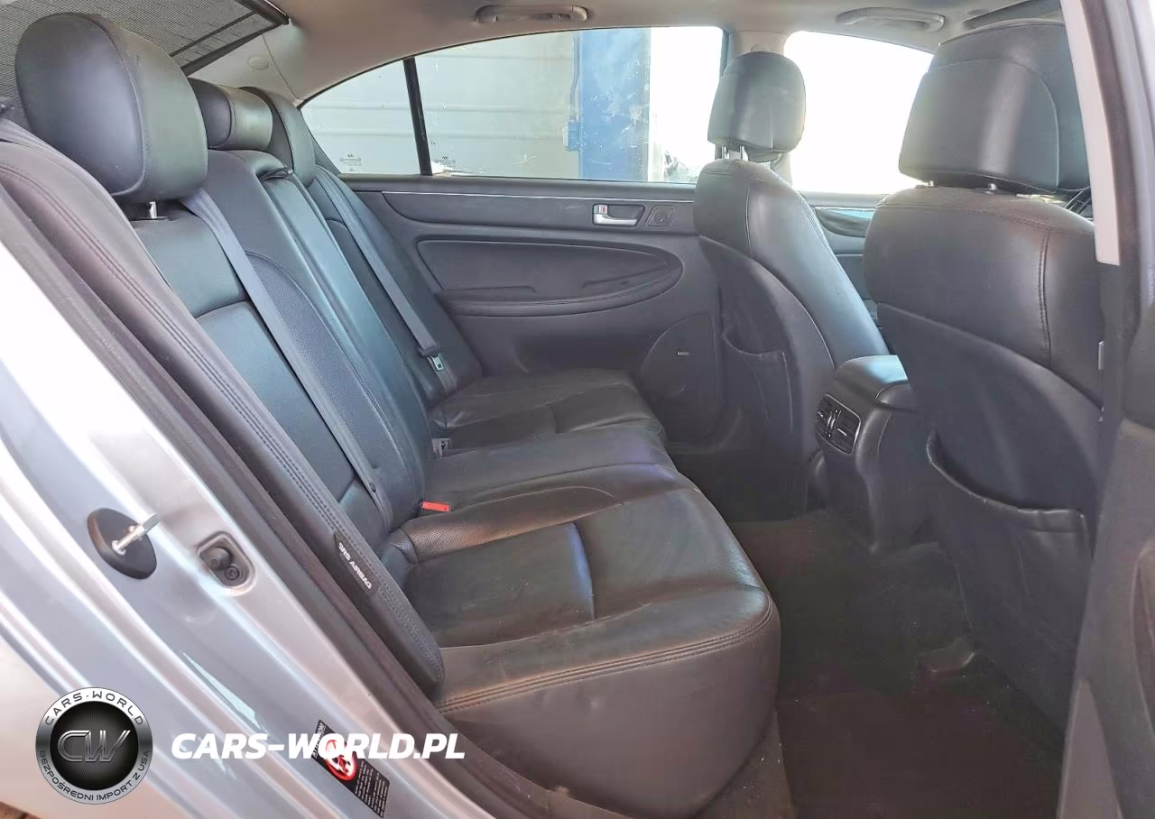 2012 Hyundai Genesis 3.8L VIN:KMHGC4DD3CU207582 - 10