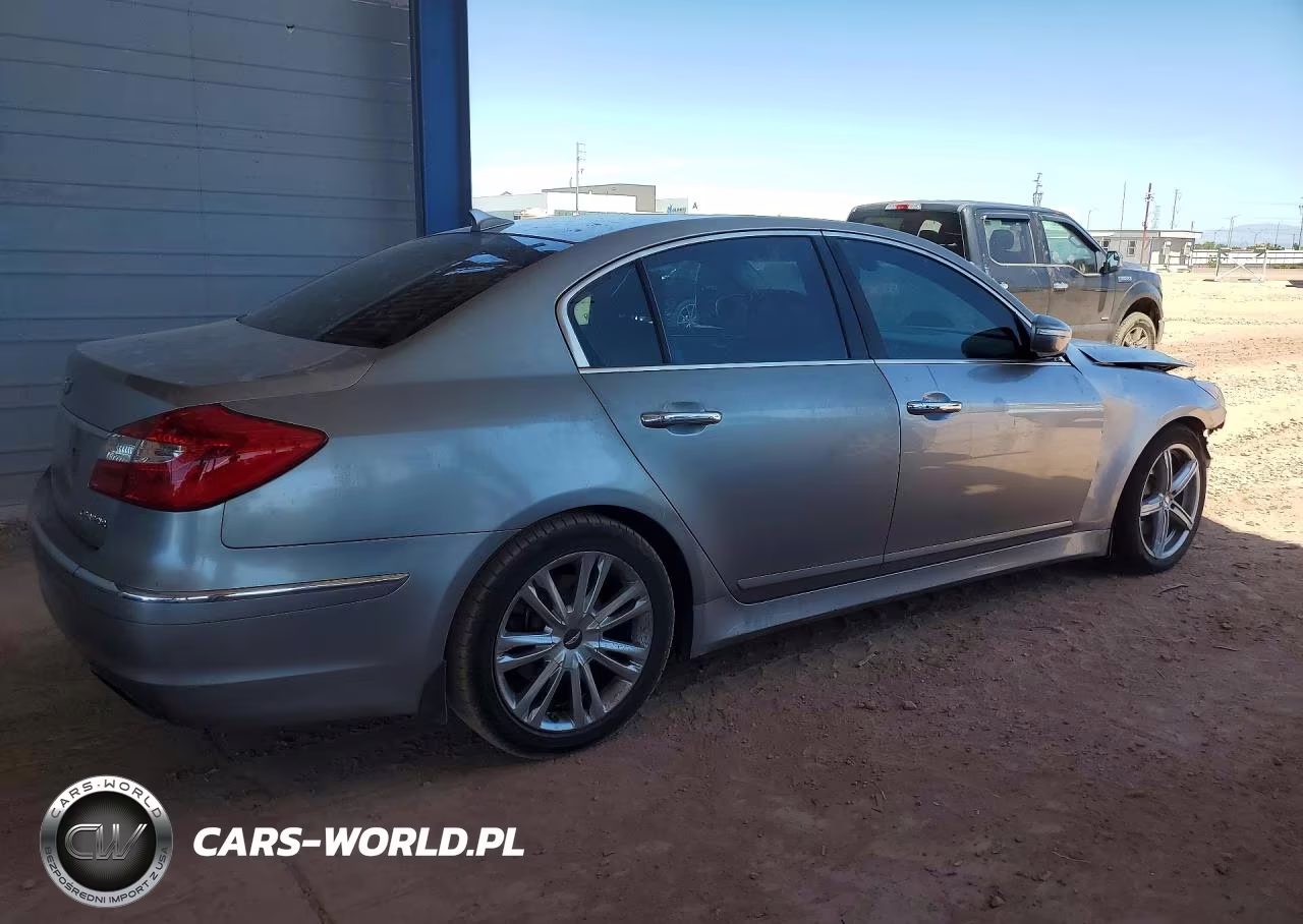 2012 Hyundai Genesis 3.8L VIN:KMHGC4DD3CU207582 - 3