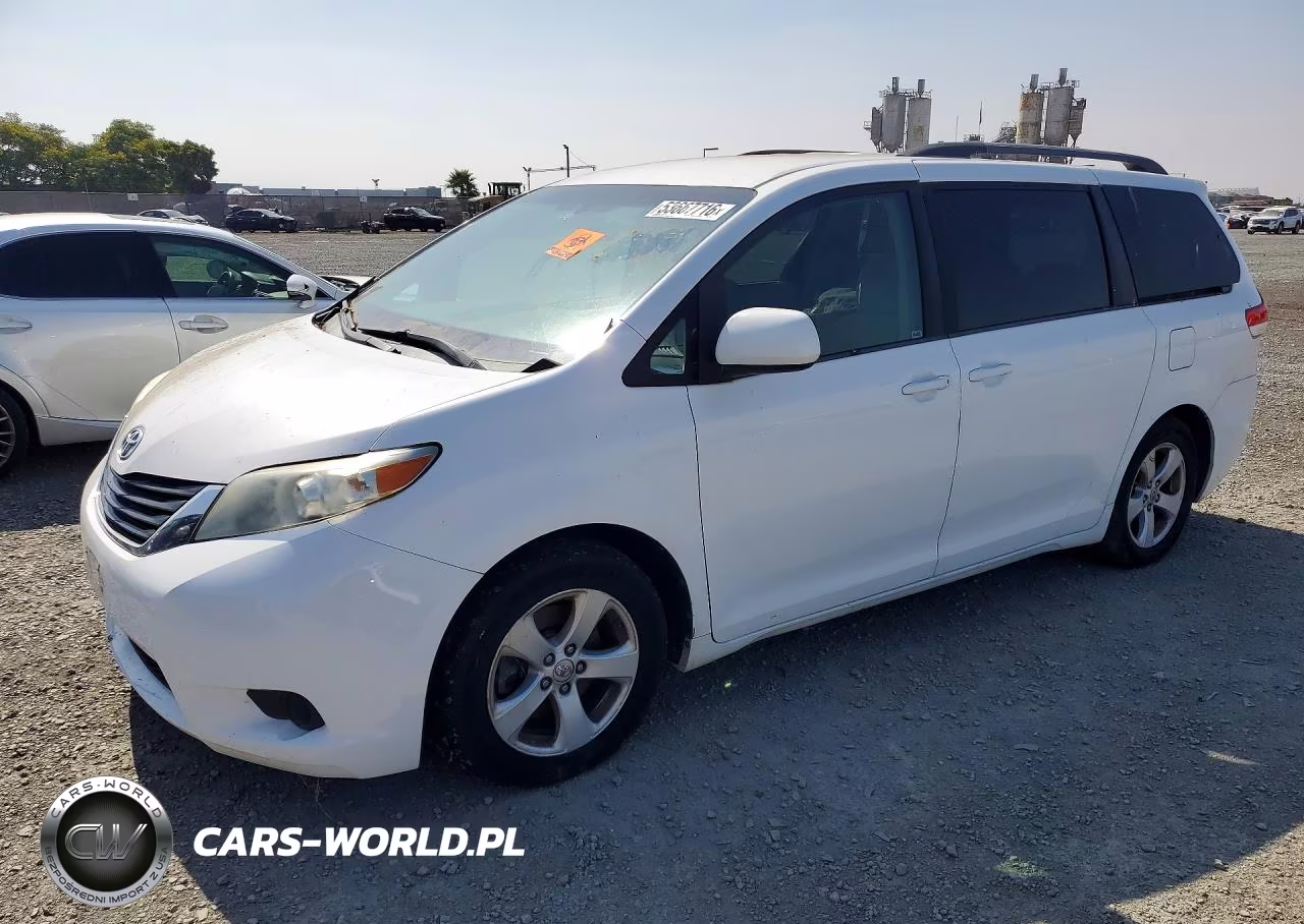 2013 Toyota Sienna Le
