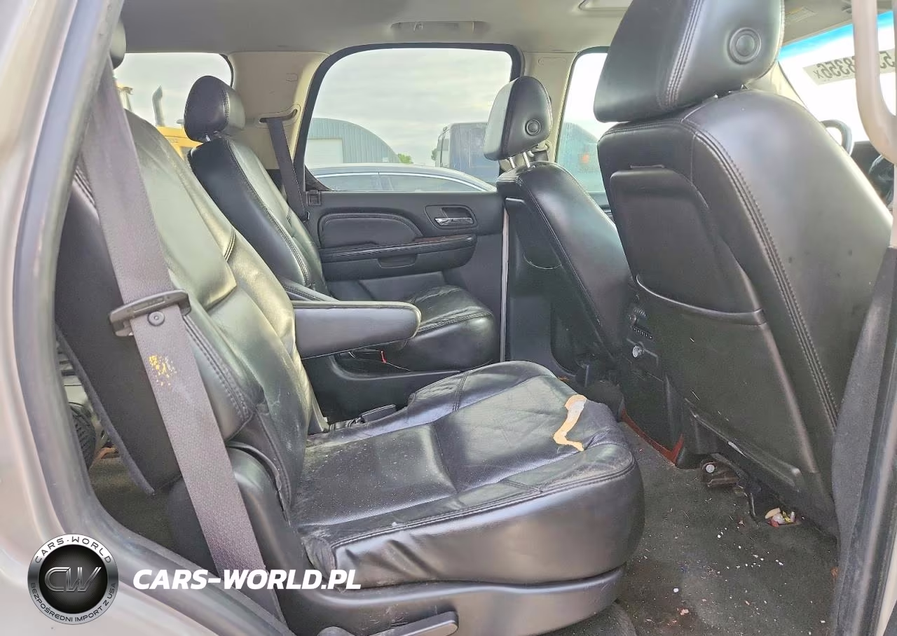 2007 Cadillac Escalade Luxury VIN:1GYFK63877R195510 - 10