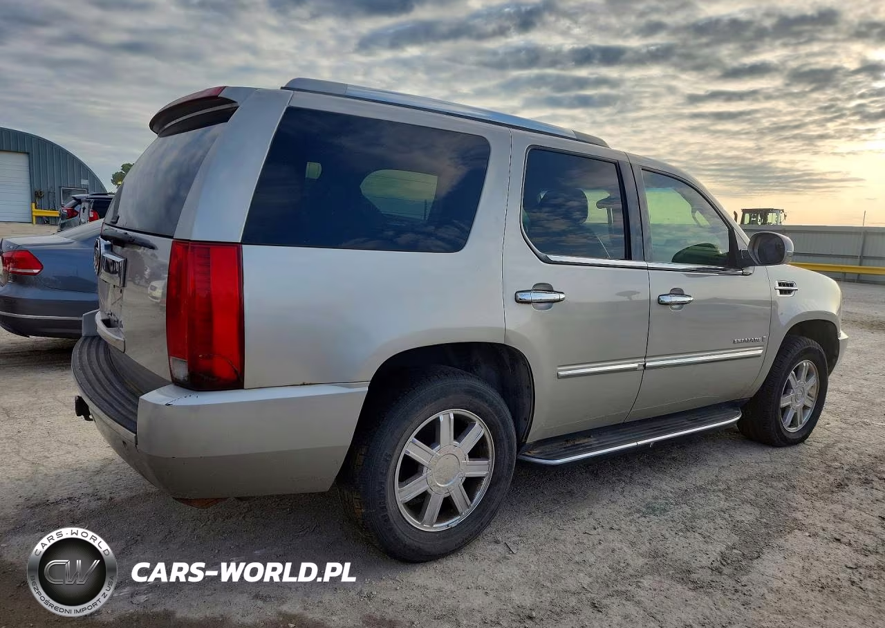 2007 Cadillac Escalade Luxury VIN:1GYFK63877R195510 - 3