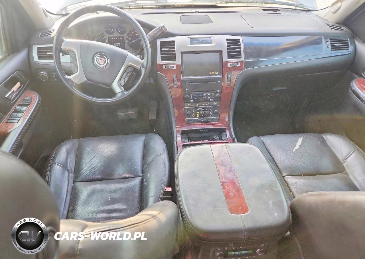 2007 Cadillac Escalade Luxury VIN:1GYFK63877R195510 - 8