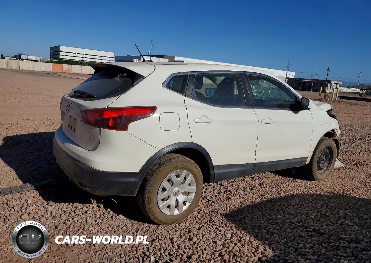 2019 Nissan Rogue Sport S VIN:JN1BJ1CR8KW338433 - 3